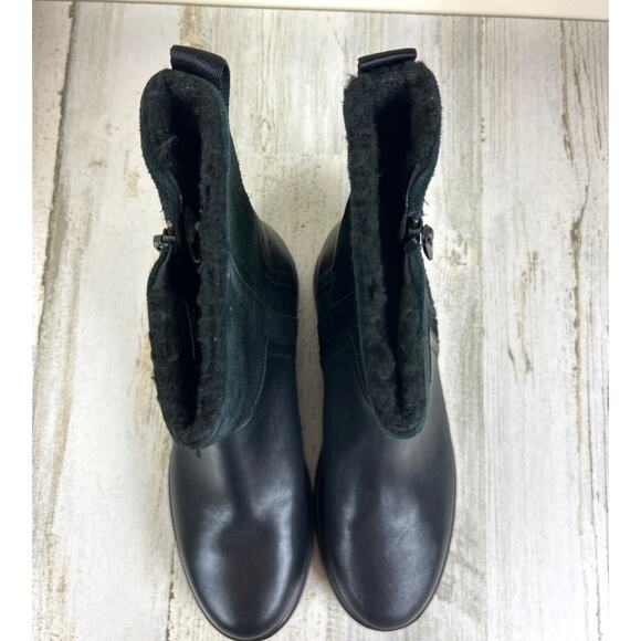 Clarks Women’s 6.5 Un Elda Black Leather Suede Zip Mid Waterproof ankle Boot NEW - Picture 4 of 9